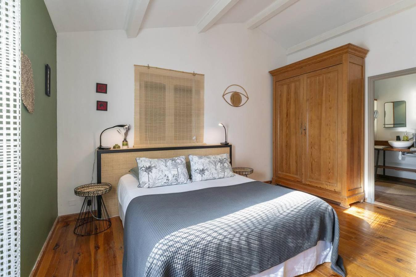 Mas la Pauline Gîtes de charme&roulotte Saint-Rémy-de-Provence Chambre photo